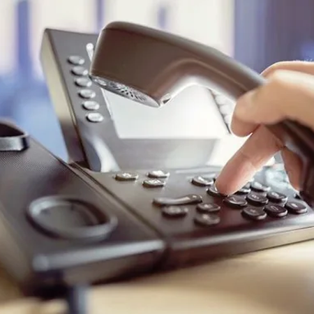 Минпросвещения России продолжает консультирование поступающих по вопросам приёма на обучение по программам СПО