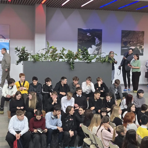 Студенты Магаданского политехнического техникума посетили Всероссийскую ярмарку вакансий в «Президентском»