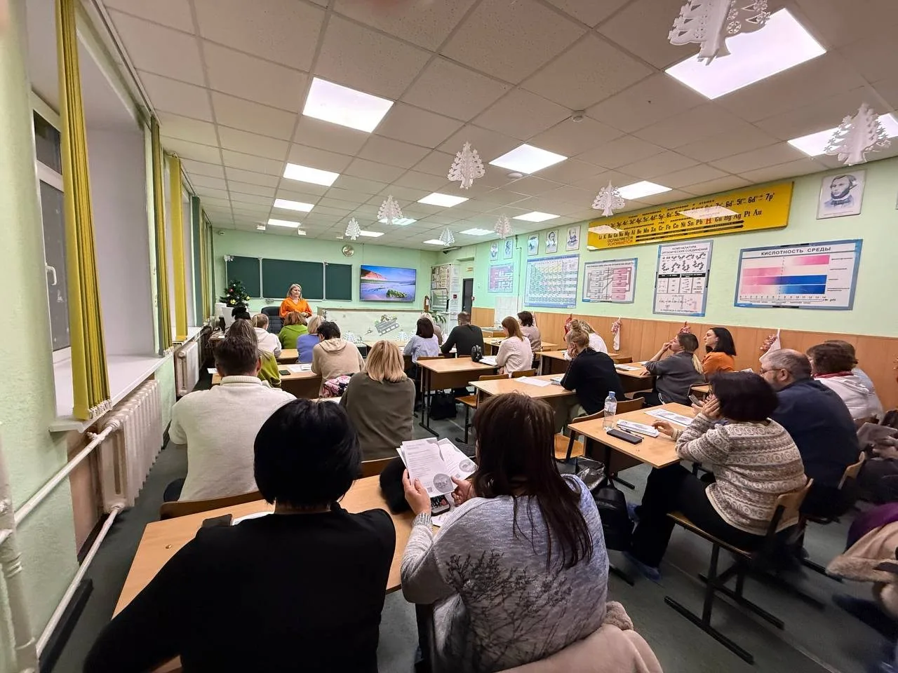 ​Как помочь ребенку выбрать профессию? Встреча для родителей прошла в гимназии №13